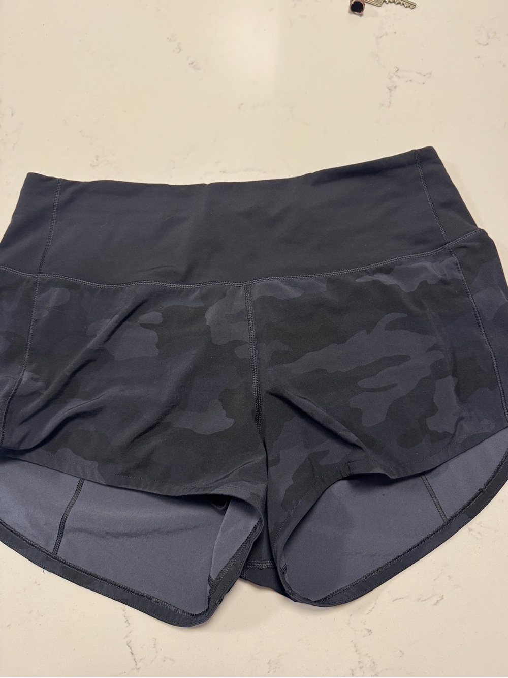 Lululemon 2.5” Speed Up high rise shorts